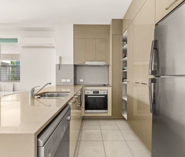 4/70 Durham Street, St Lucia, Qld 4067 - Photo 3