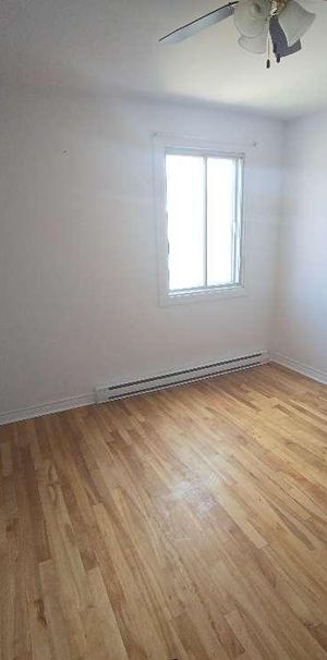 Grand 5½ à louer – Emplacement idéal près des autoroutes 25/40 et du métro Honoré-Beaugrand - Photo 1