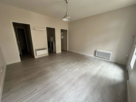 A VILLENEUVE SUR LOT, STUDIO DE 32,15m2 - Photo 1