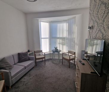 2 bedroom apartment to rent - Photo 4