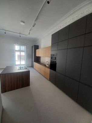 Location Appartement 3 pièces 150m² SETE 34200 - Photo 1