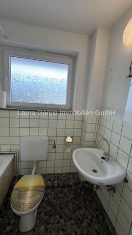 FREI! WG geeignete 2 Zi./Küche/Diele/Bad(Wanne)/Balkon/Fahrradkeller usw. - Photo 3