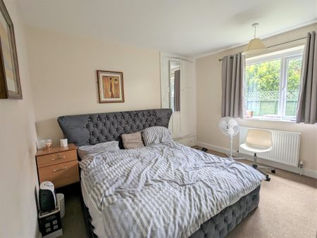 Larkman Lane, Norwich - Photo 4