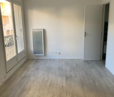 Location Appartement 1 pièce 23m² - Photo 4