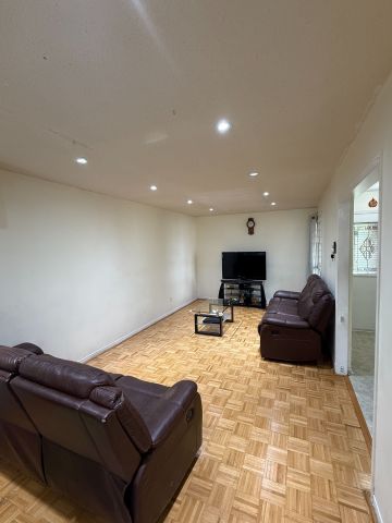 For Lease - 2 Ketchum Crescent Unit# MAIN &SECOND FLOOR, Markham, Ontario - Photo 3
