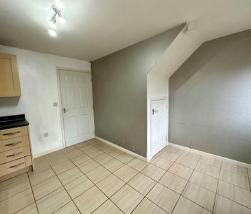 3 bedroom detached house to rent - Photo 4