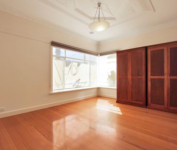 214 Darebin Road, Northcote VIC 3070 - House For Rent | Domain - Photo 5