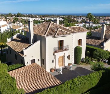 Detached Villa in El Paraiso - Photo 2