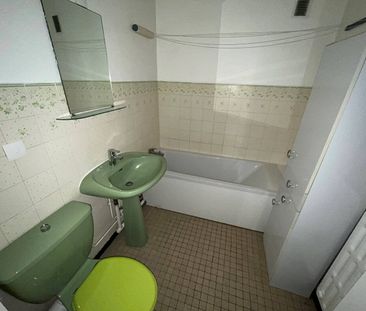 Location appartement 1 pièce 30.35 m² à Lille (59000) LILLE CENTRE ... - Photo 2