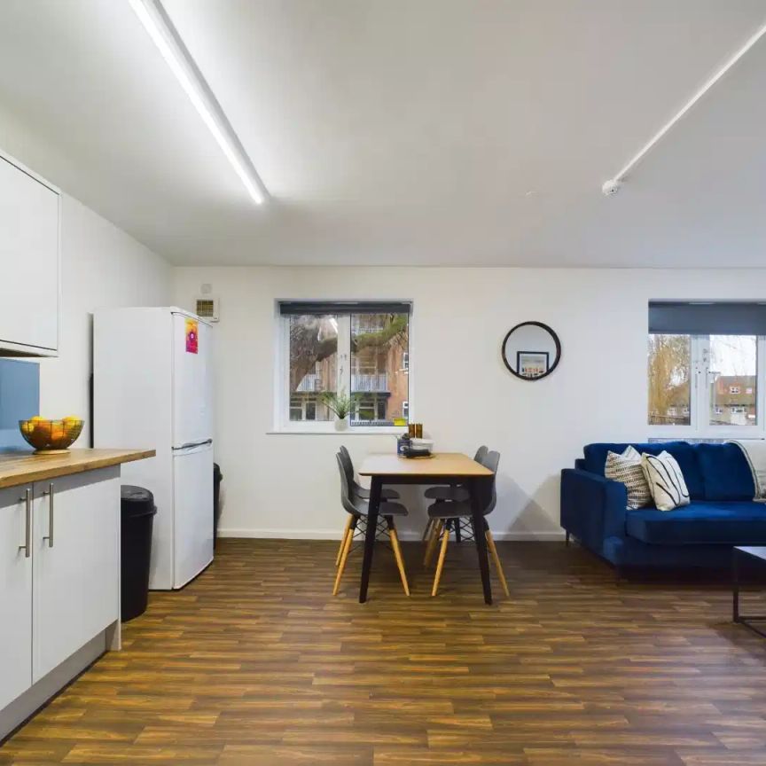 4 Bedroom House - Photo 1