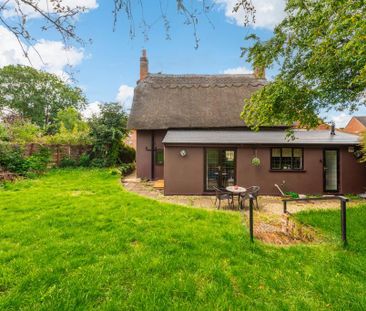 2 bedroom detached house to rent - Photo 3