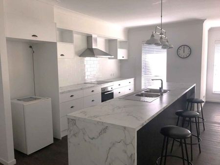 12a Birch Park Road Bundanoon - Photo 2