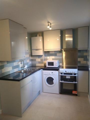 2 bedroom property to rent - Photo 5