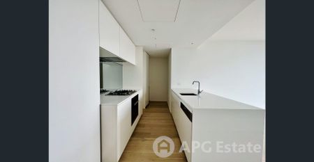 Stylish 2-Bedroom, 2-Bathroom Apartment in Melbourne Square’s Arts Precinct - Photo 5