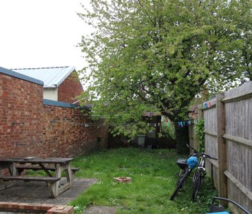 1 bedroom house of multiple occupation to rent - Photo 5