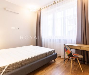 Stylowy apartament w sercu Starego Miasta - Photo 3