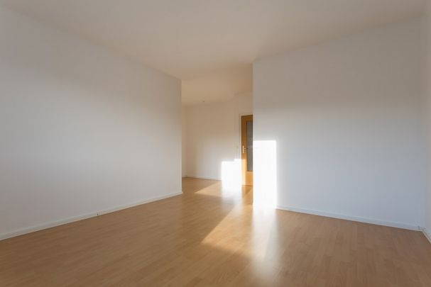 Ruhig wohnen am Waldrand mit idyllischem Ausblick - Photo 1