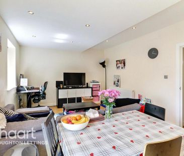 2 bedroom maisonette to rent - Photo 4