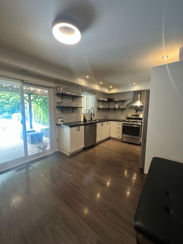 For Lease - 137 Ravenscroft Road Unit# Main Floor, Ajax, Ontario - Photo 4