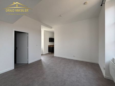 CHARLIEU T2 ENTIEREMENT RENOVE - Photo 4