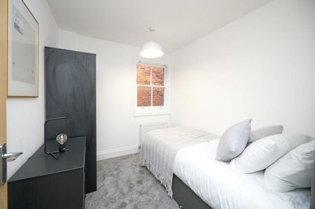 2 bedroom serviced apartment to rent - Photo 5