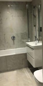 Flat, Colts Village Apartments, Barking Road, London, E6 - Photo 4