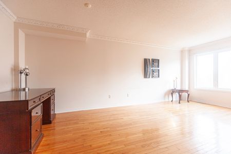 For Lease - 75 Rockgarden Trail, Brampton, Ontario - Photo 4