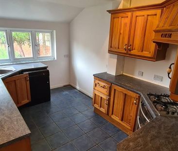 4 bedroom house to rent - Photo 3