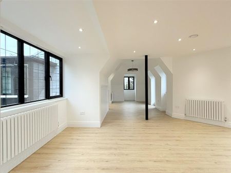 2 bedroom penthouse to rent - Photo 5