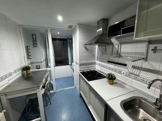 Calle de Isabel Clara Eugenia, Madrid, Community of Madrid 28050 - Photo 1