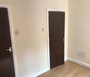 1 Bed Flat, Gillott Road, B16 - Photo 5