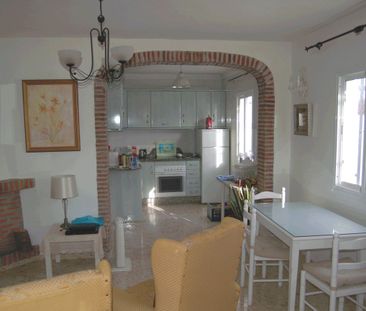 Two Bedrooms Cortijo For Long Term Rental In Frigiliana - Photo 1