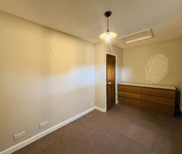 2 bedroom cottage to rent - Photo 3