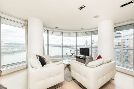 Fairmont Avenue, Canary Wharf, E14 - Photo 2