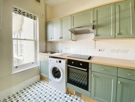 2 bedroom apartment to rent - Photo 4