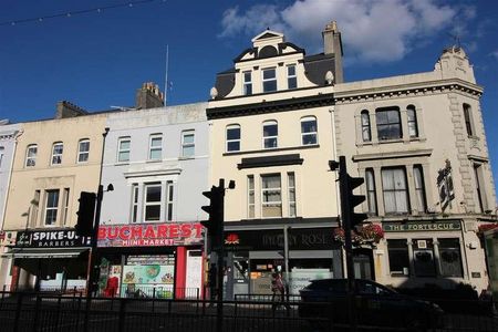 Mutley Plain, Plymouth, PL4 - Photo 2