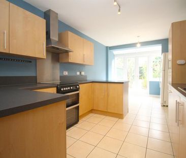 4 bedroom terraced house to rent - Photo 4