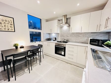 Wolftencroft Close - Photo 4