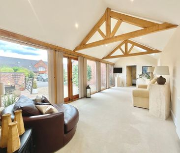 3 bedroom semi-detached house to rent - Photo 2