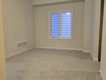 For Lease - 115 Beechwood Forest Lane, Gravenhurst, Ontario - Photo 2