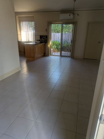 Airport West - Photo 3