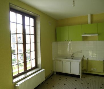 Location Appartement 6 pièces 137m² - Photo 2
