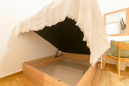 Gran Via de les Corts Catalanes, Barcelona, Catalonia 08004 - Photo 5