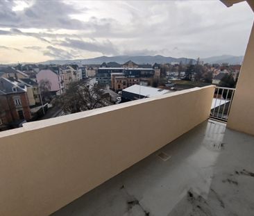 Location Appartement 4 pièces 73m² - Photo 5