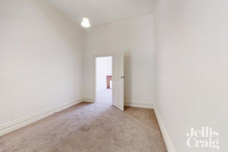 10 Davey Avenue, Oakleigh - Photo 2