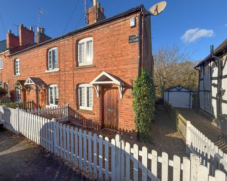 2 bed end of terrace house to rent in School Lane, Kenilworth, CV8 - Photo 2