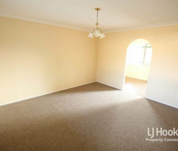 3 BEDROOM FAMILY HOME IN PRIME LOCATION - Photo 6