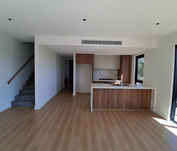 For Lease: Brand new super large 4-Bedroom Family Townhouse in Box ... - Photo 6