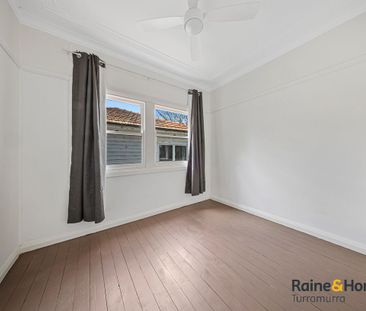 3-Bedroom Home Located in the heart of Hornsby - Photo 6