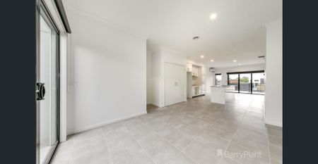 Modern Terrace Living with Light, Space and Everyday Convenience - Photo 3